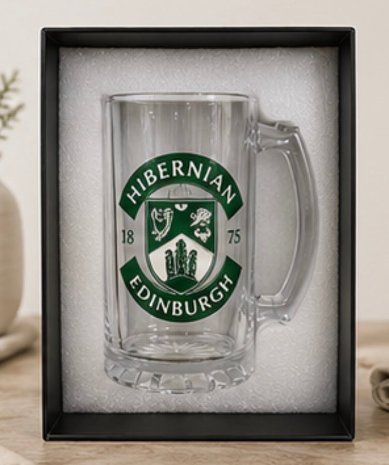 Football Crest Glass Tankard – Personalised Beer Mug | Hibs, Hearts, Celtic, Liverpool, Man United & Scotland Designs | Gift Boxed