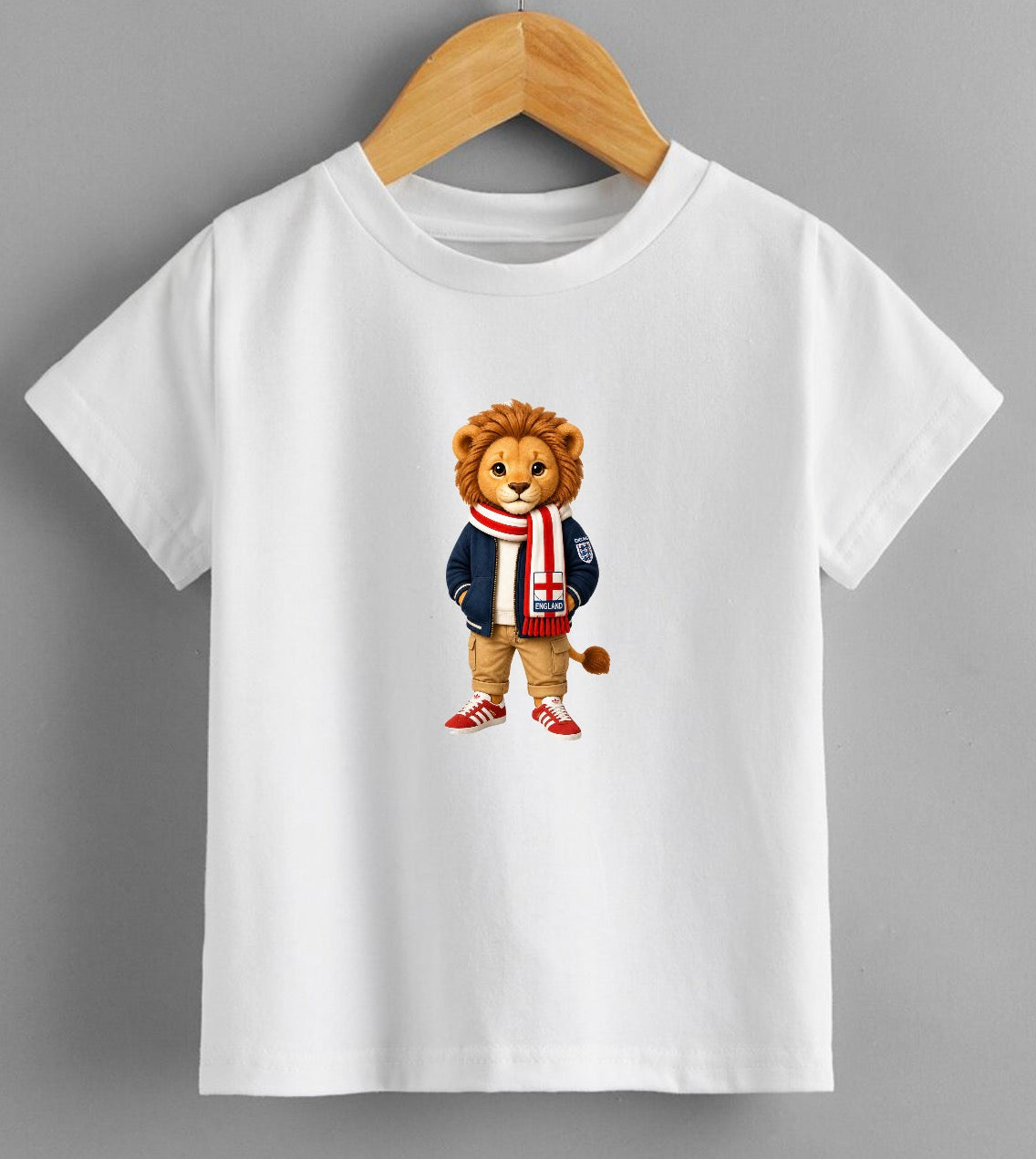 England Lion T-Shirt for Adults & Kids – Cute Three Lions Mascot Tee – England Football Fan Shirt – Matching Family Supporter Top